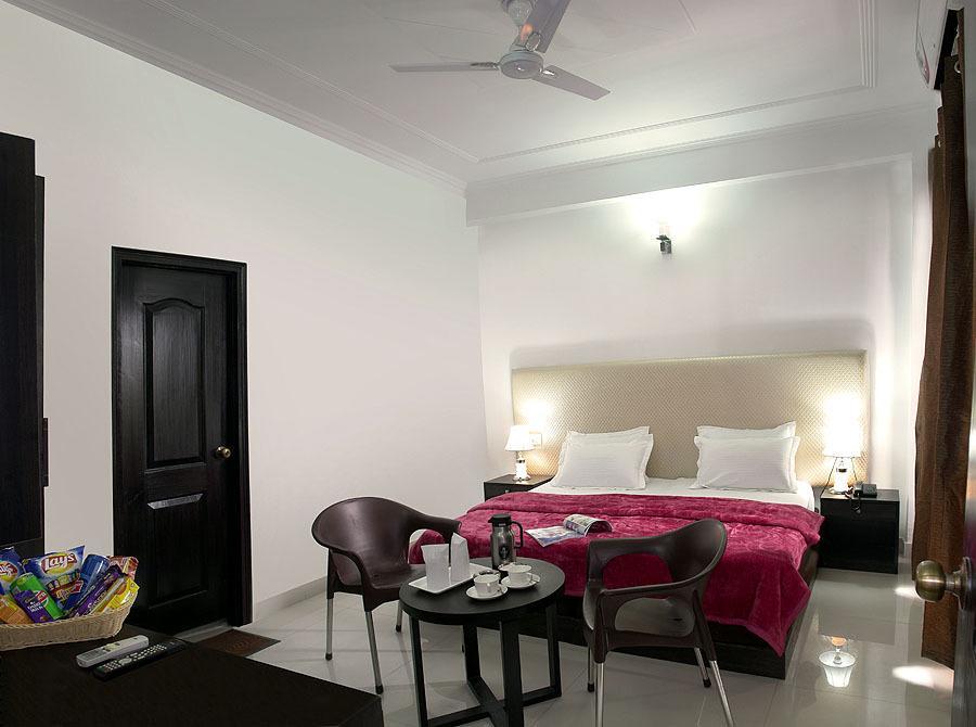 Rishikesh Inn By One Hotels רישיקש חדר תמונה