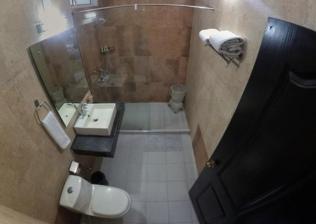 Rishikesh Inn By One Hotels רישיקש מראה חיצוני תמונה