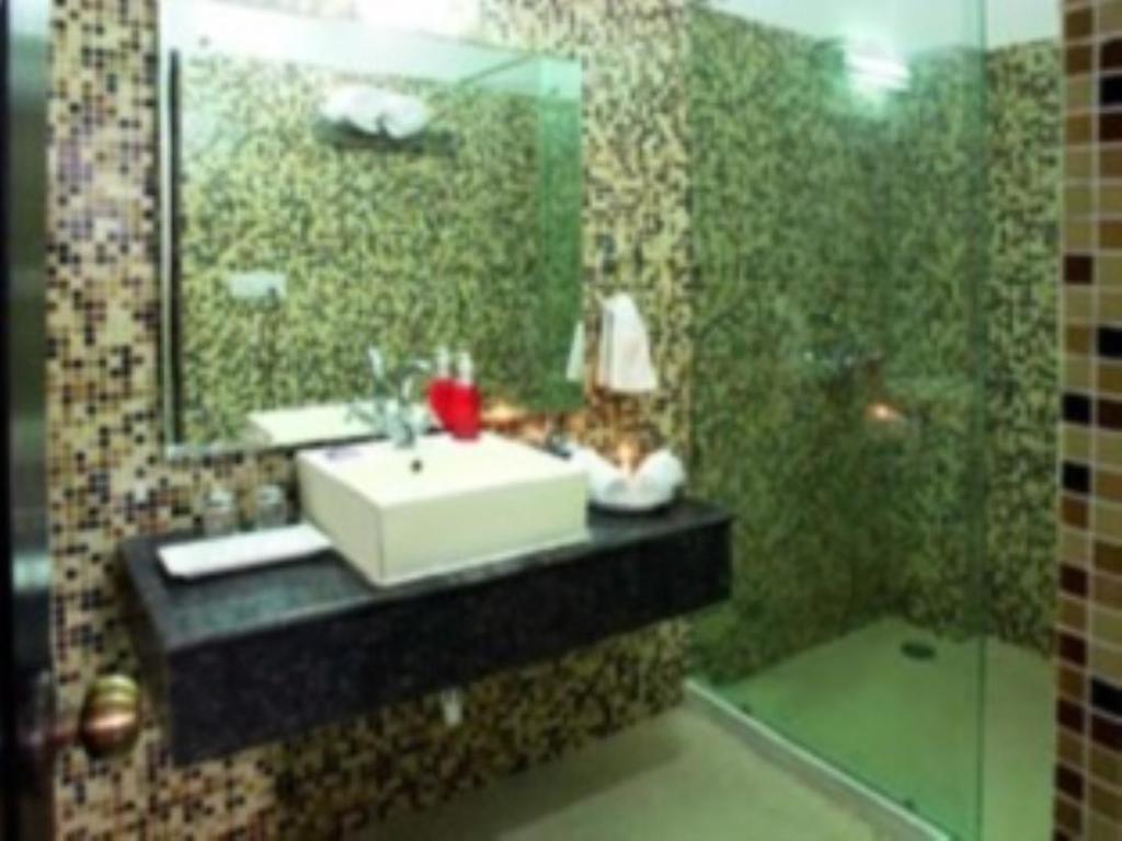Rishikesh Inn By One Hotels רישיקש מראה חיצוני תמונה